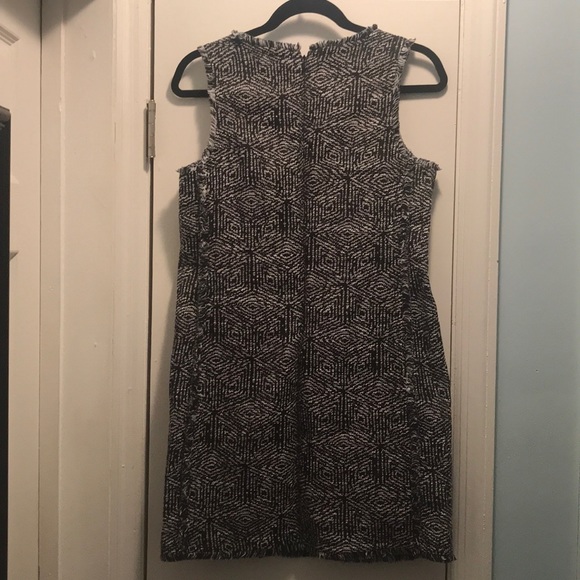 Banana Republic Sleeveless Sheath Dress (Size 6) - Picture 2 of 3